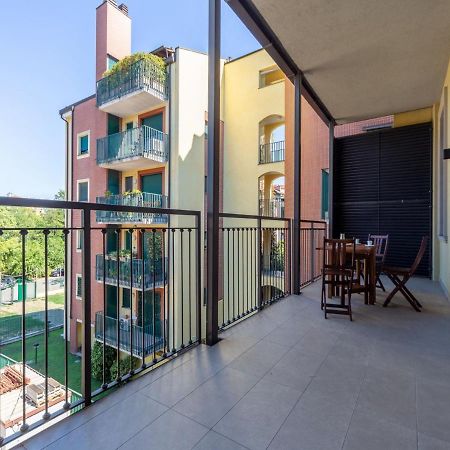 The Best Rent - Spacious Three-Bedroom Apartment With Terrace มิลาน ภายนอก รูปภาพ