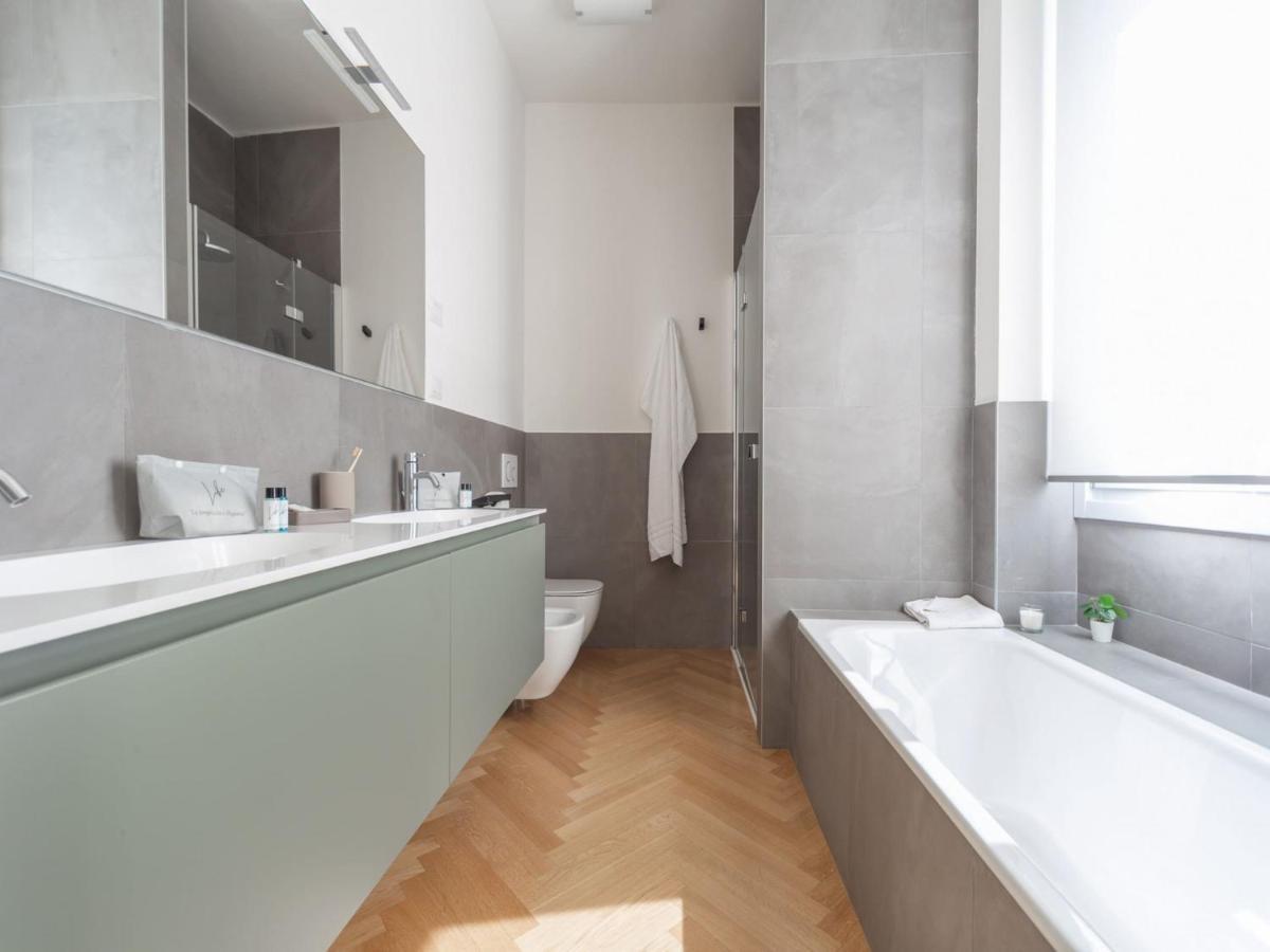 The Best Rent - Spacious Three-Bedroom Apartment With Terrace มิลาน ภายนอก รูปภาพ